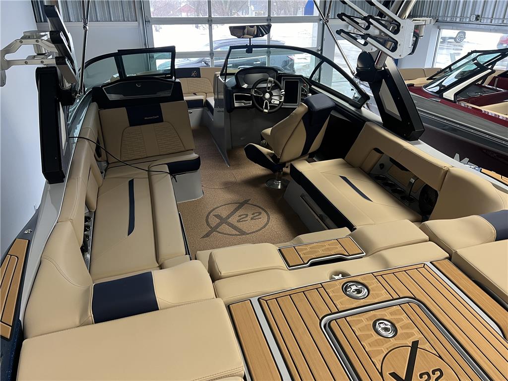 2024 MasterCraft X22