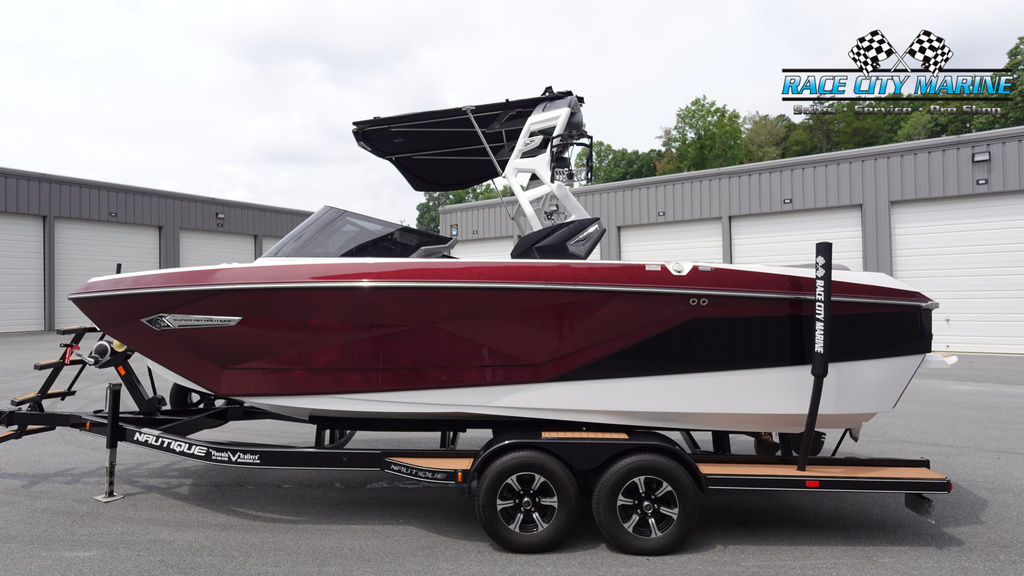 boat.Title