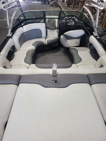 boat.Title