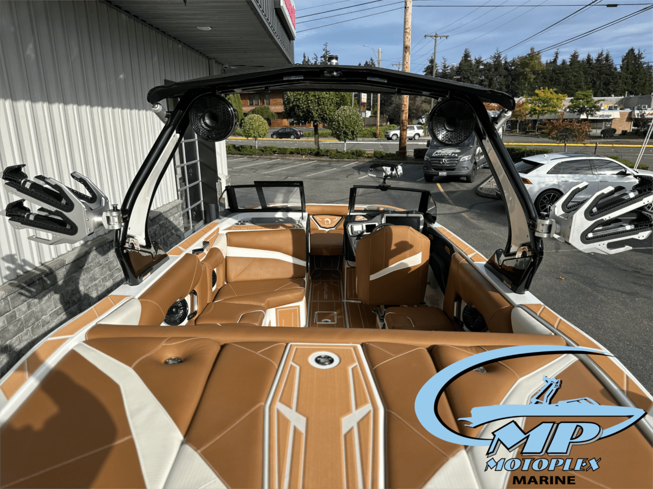 2025 Centurion NV233