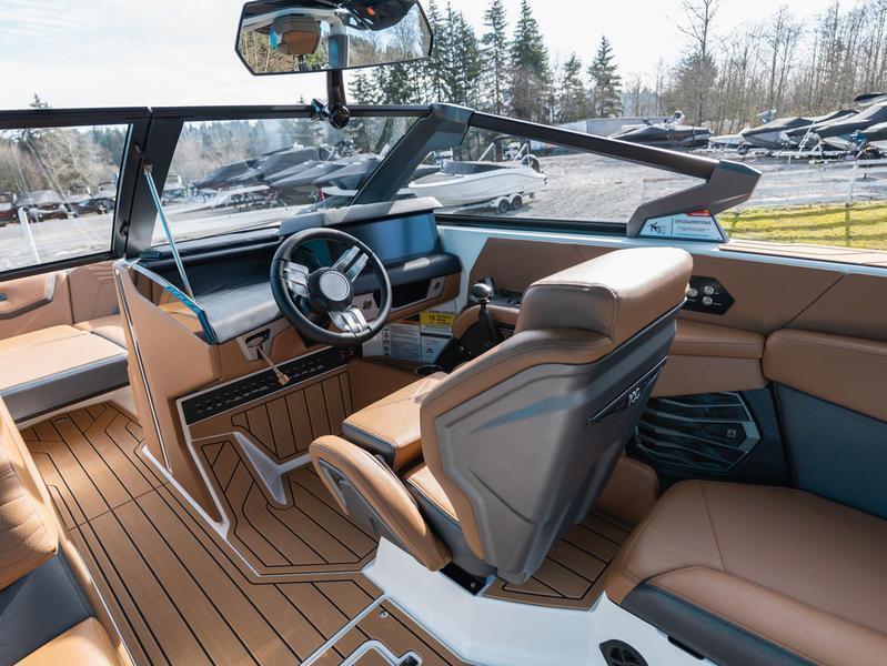 2025 Nautique G23