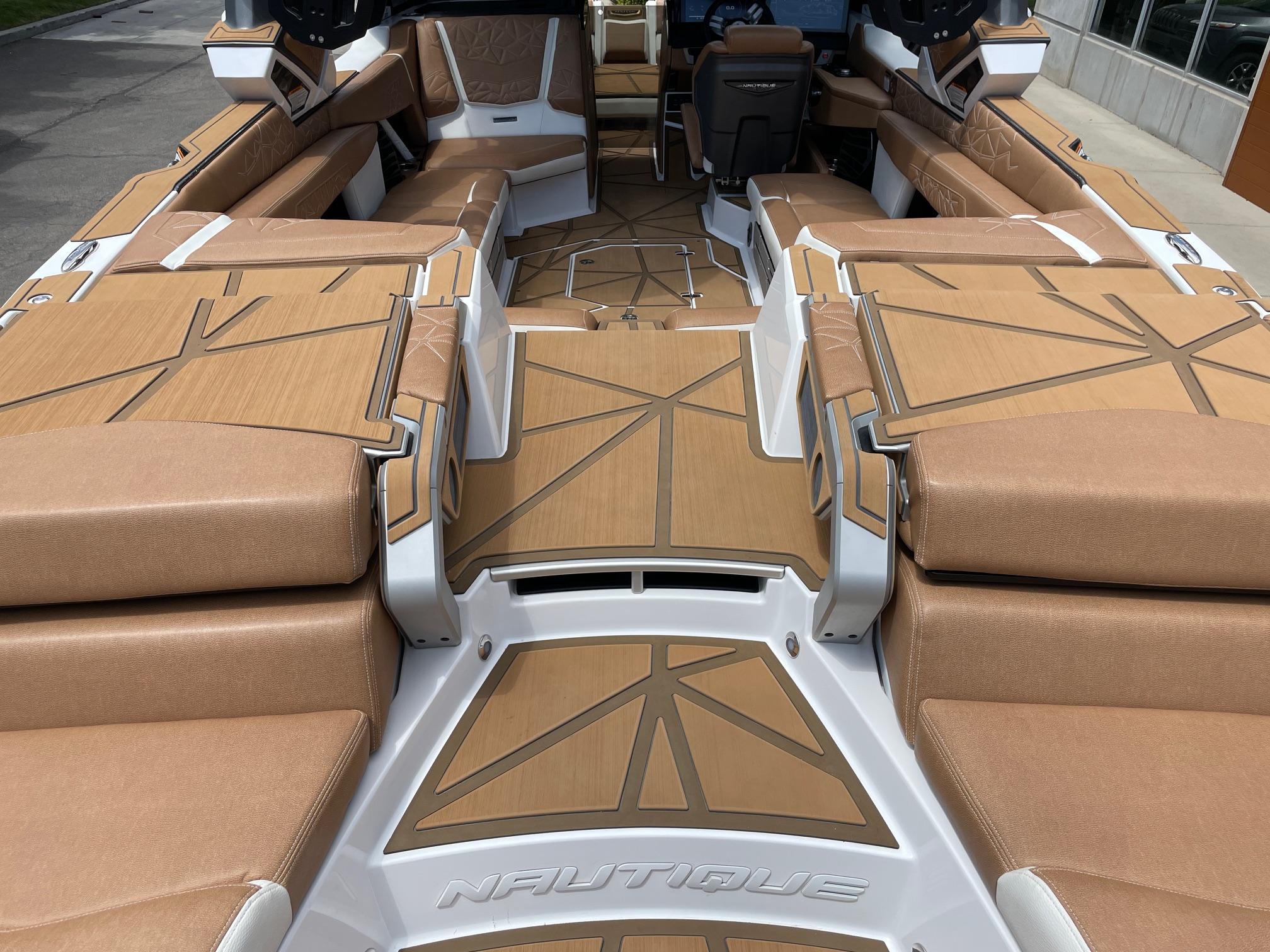 2024 NAUTIQUE G25 PARAGON W/ZZ8 SUPERCHARGED POWER PLANT. REDUCED!
