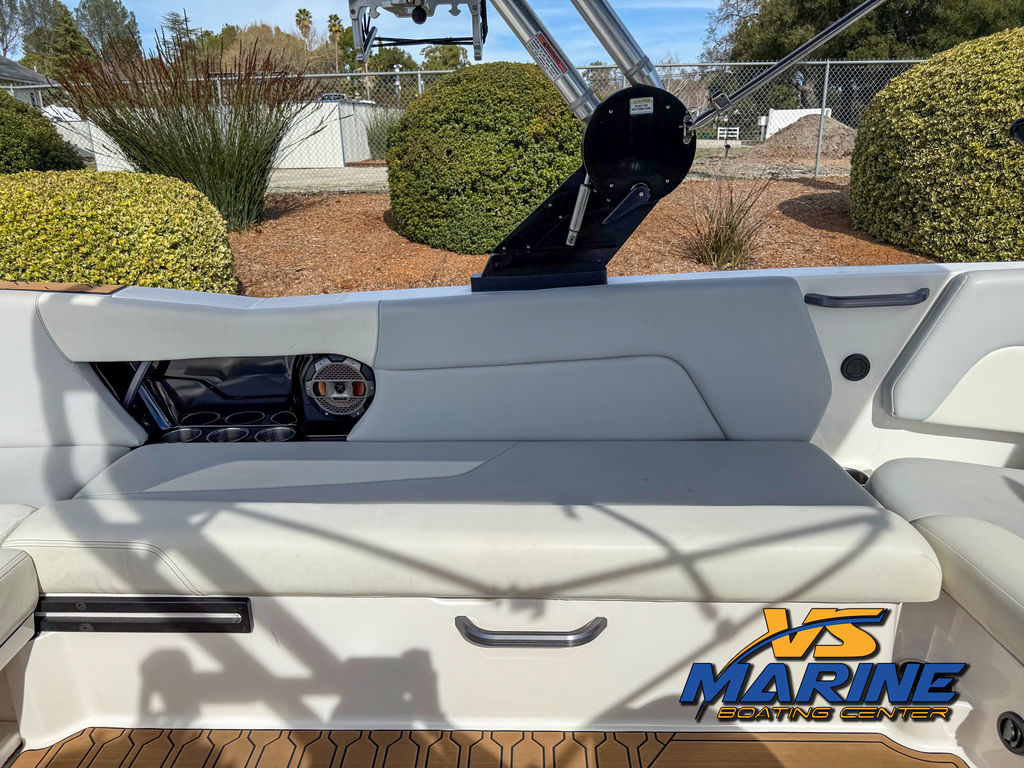 2021 MasterCraft NXT24