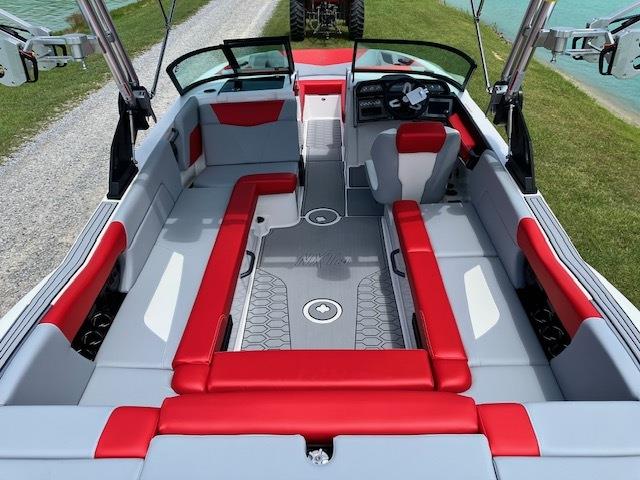 2024 MasterCraft NXT 24