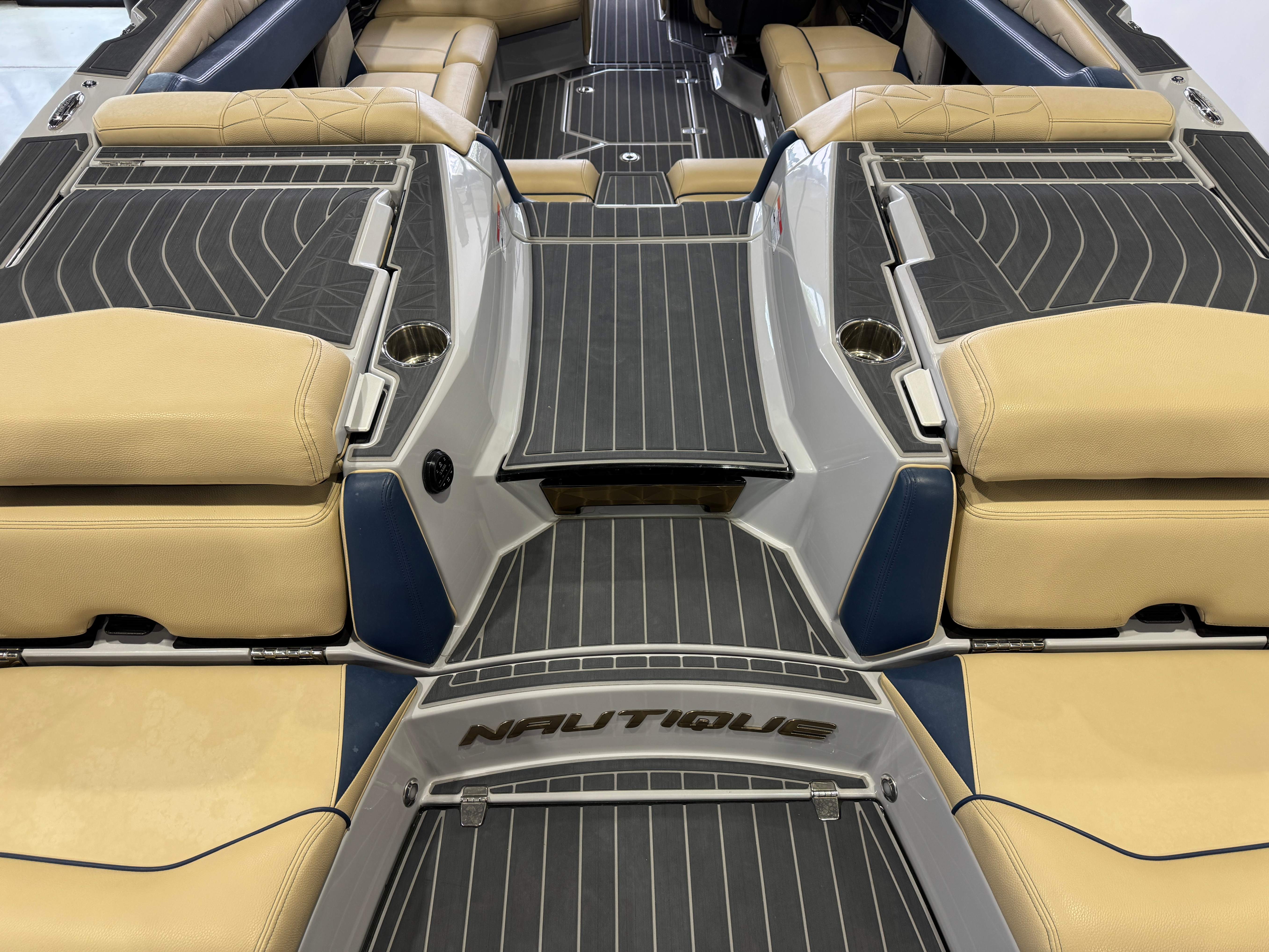2022 Nautique Super Air Nautique G23 Paragon