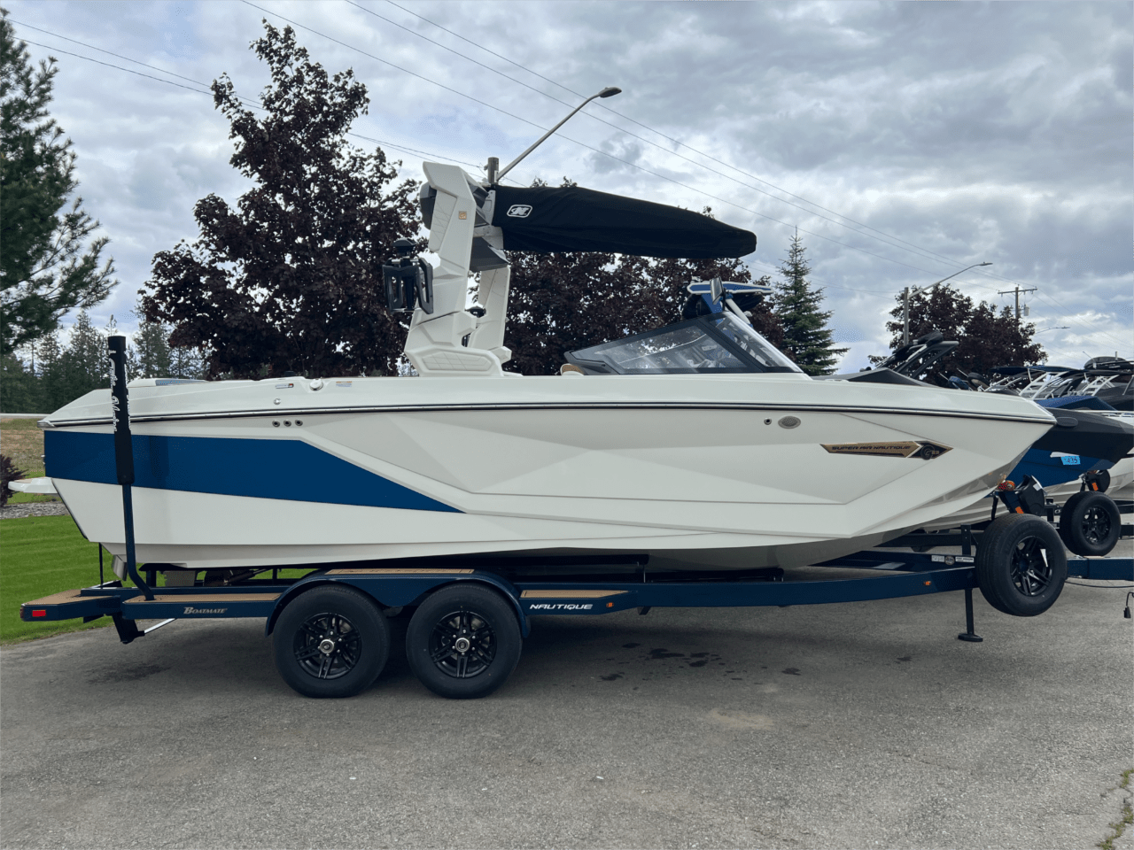2024 Nautique G23