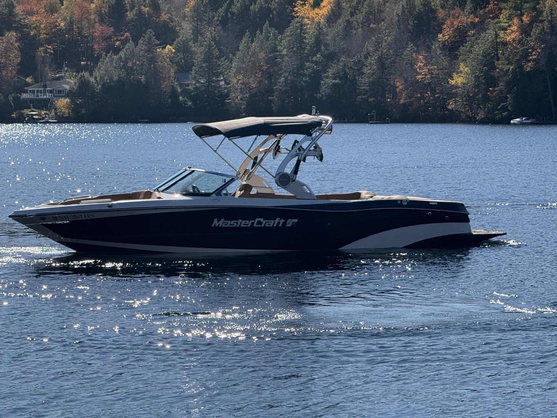 2019 MasterCraft XT25