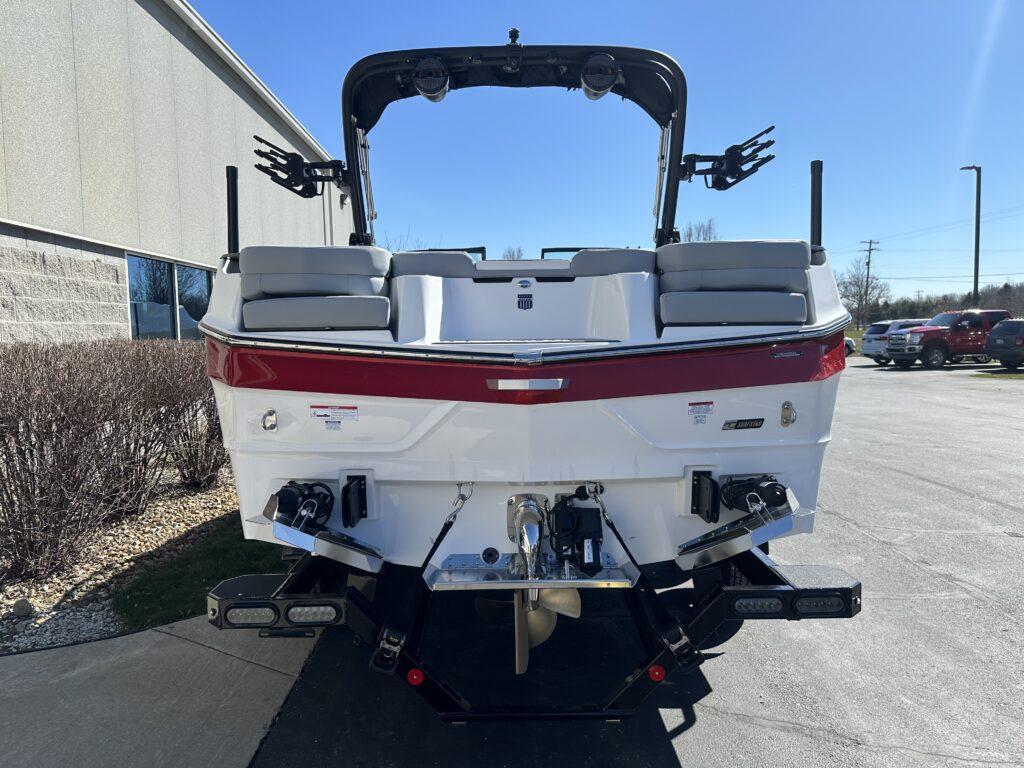 2024 MasterCraft XT23 Demo