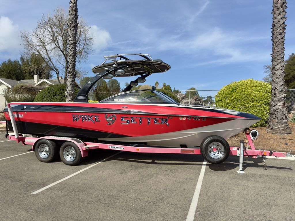 2006 Malibu Boats 247 LSV