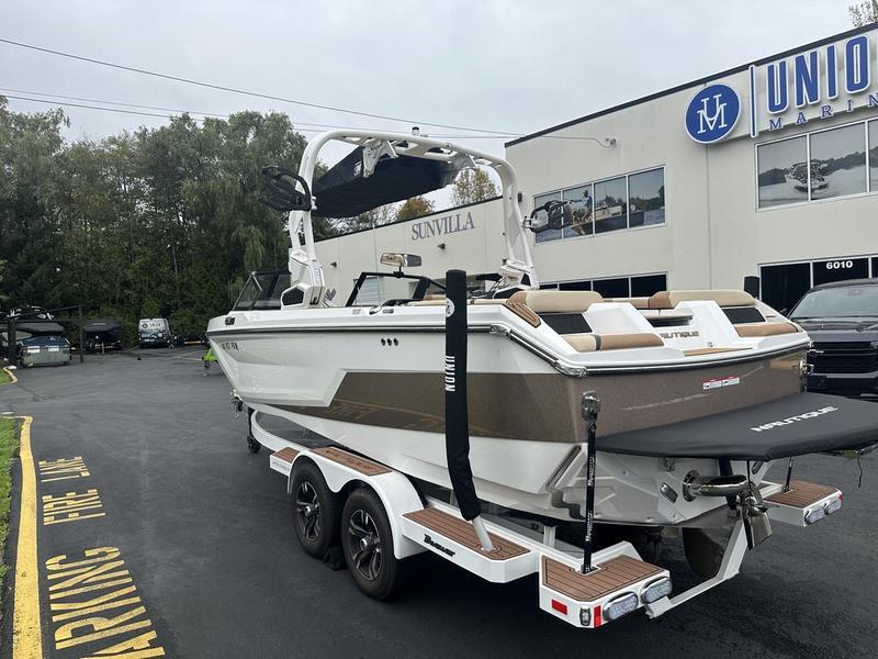 2023 Nautique GS22