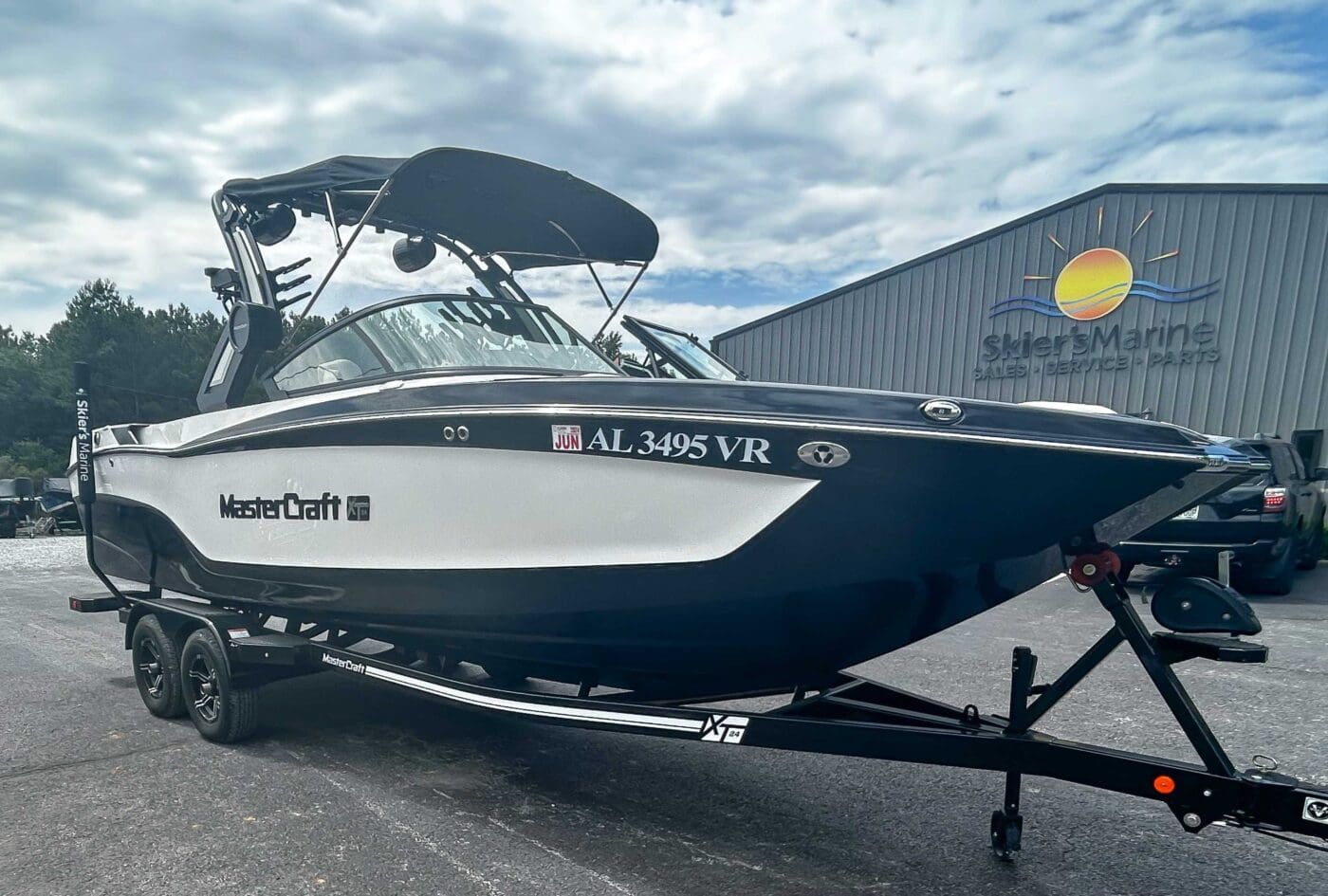 2022 MasterCraft XT24