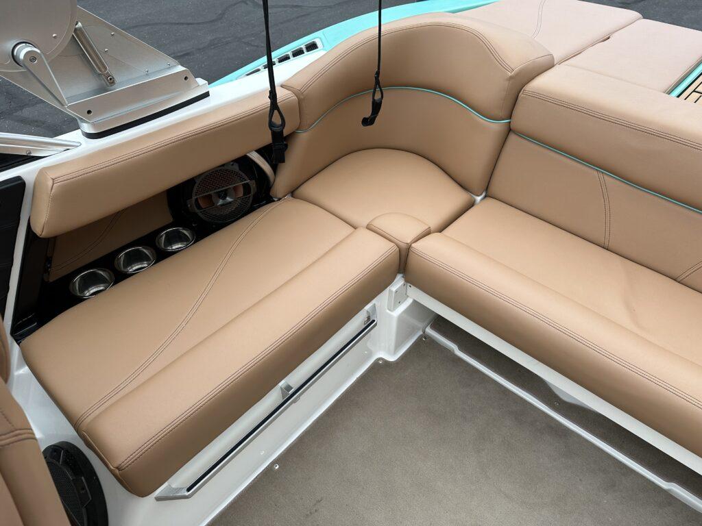 2019 MasterCraft XT21