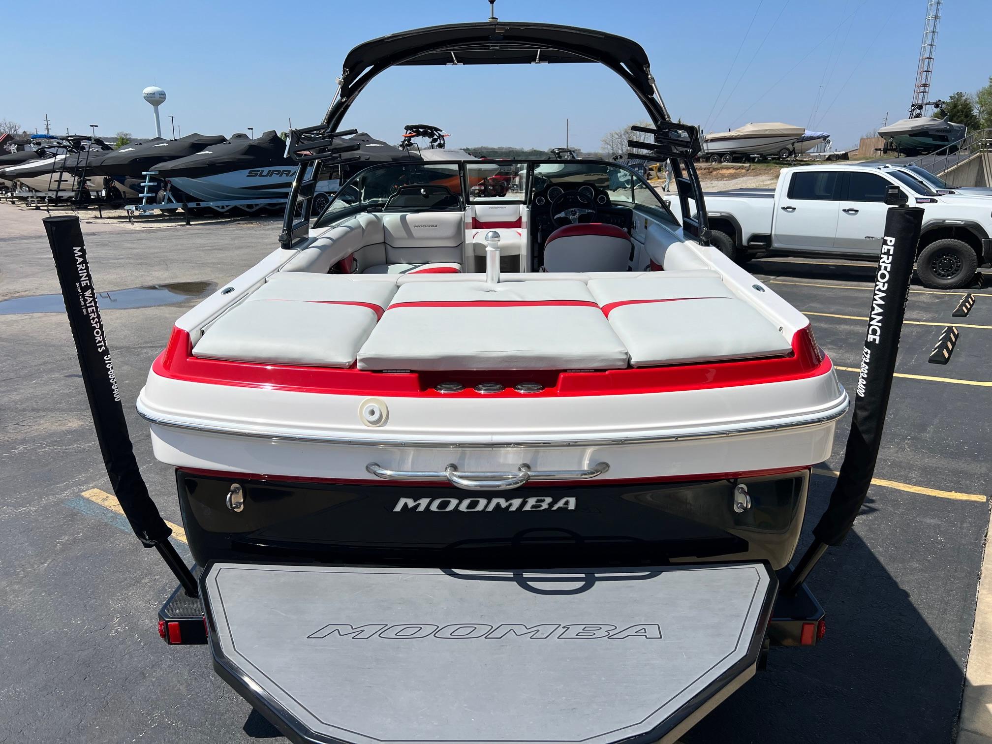 2013 MOOMBA MOJO 2.5 W/SURF SYSTEM AND XXL BALLAST SYSTEM PKG