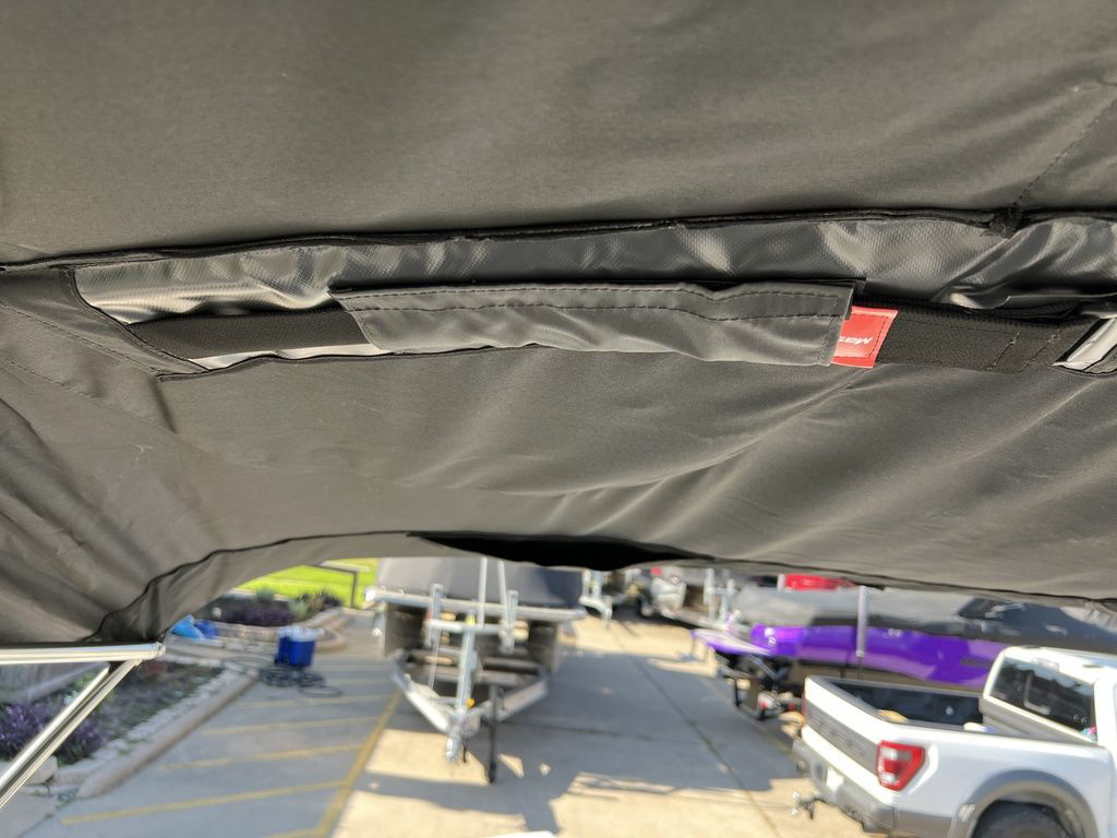 2024 MasterCraft XT20