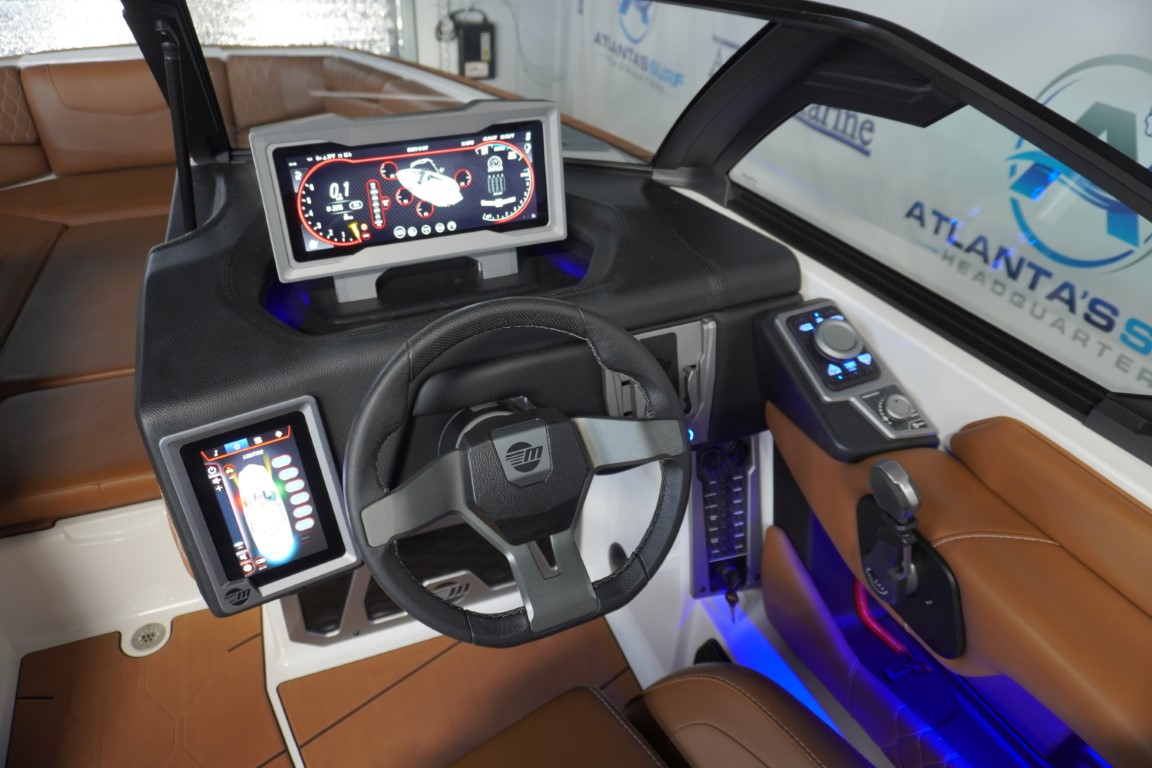 2024 Malibu M220