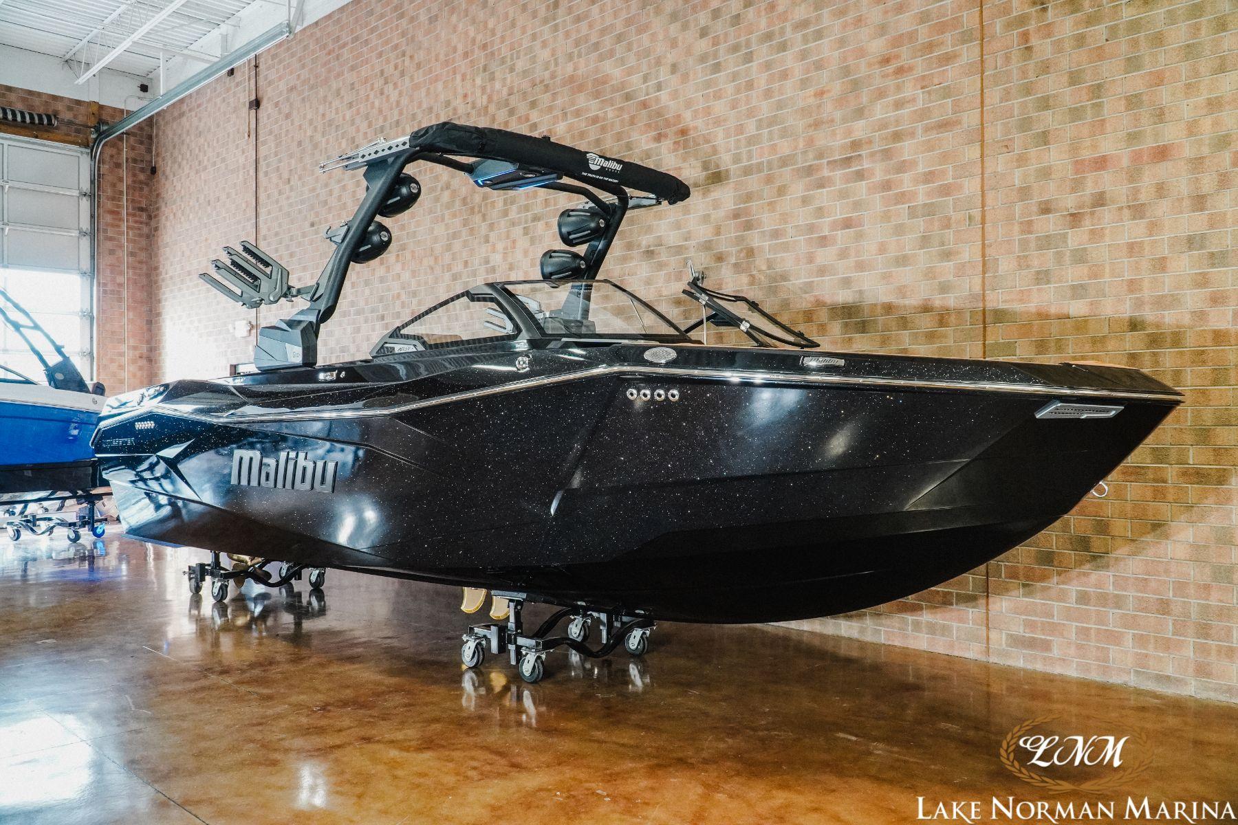 2024 Malibu 26 LSV