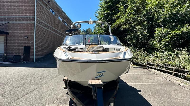 2019 Nautique G23