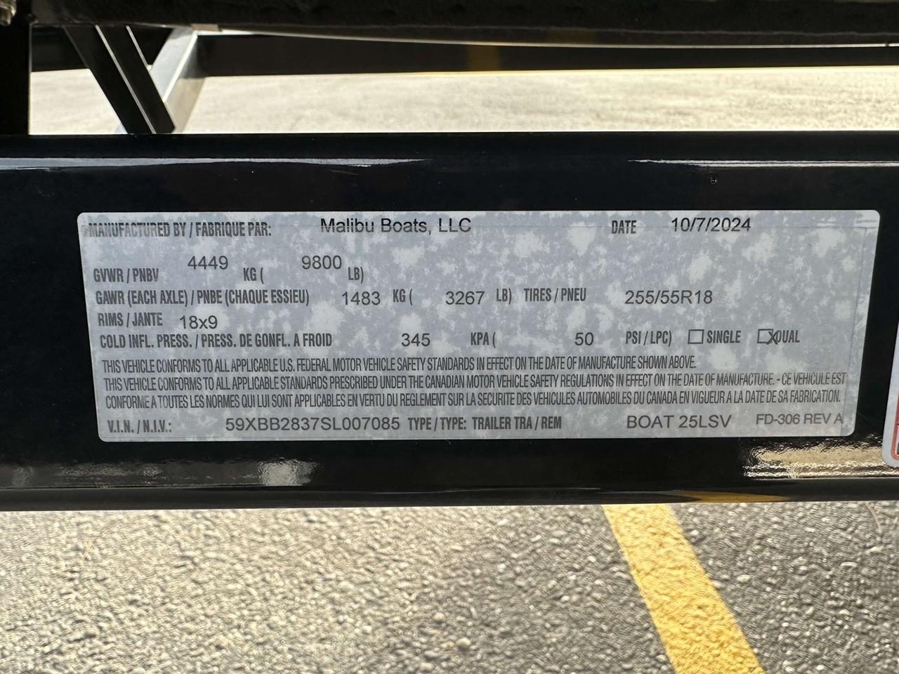 2025 Malibu 25 LSV