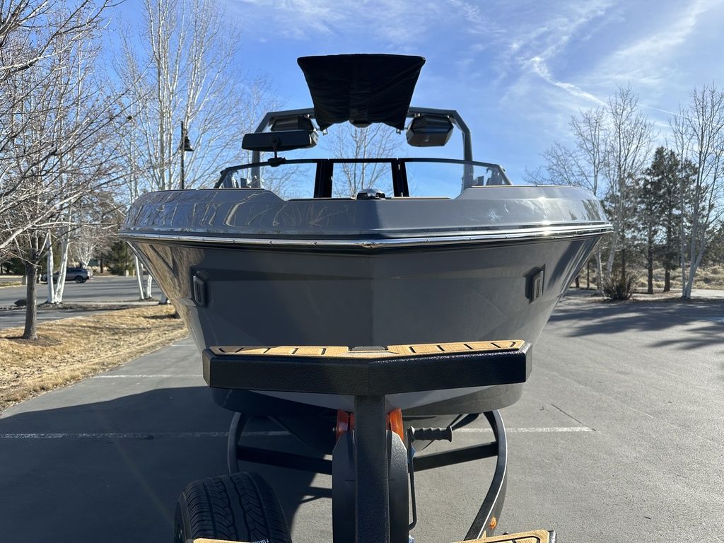 2025 Nautique Super Air Nautique S23