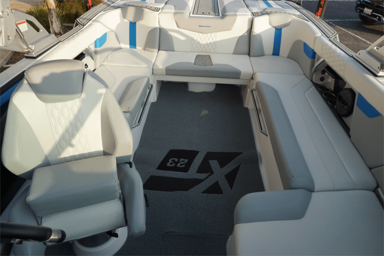 2024 MasterCraft XT23 – Factory Demo w/ 6.2L