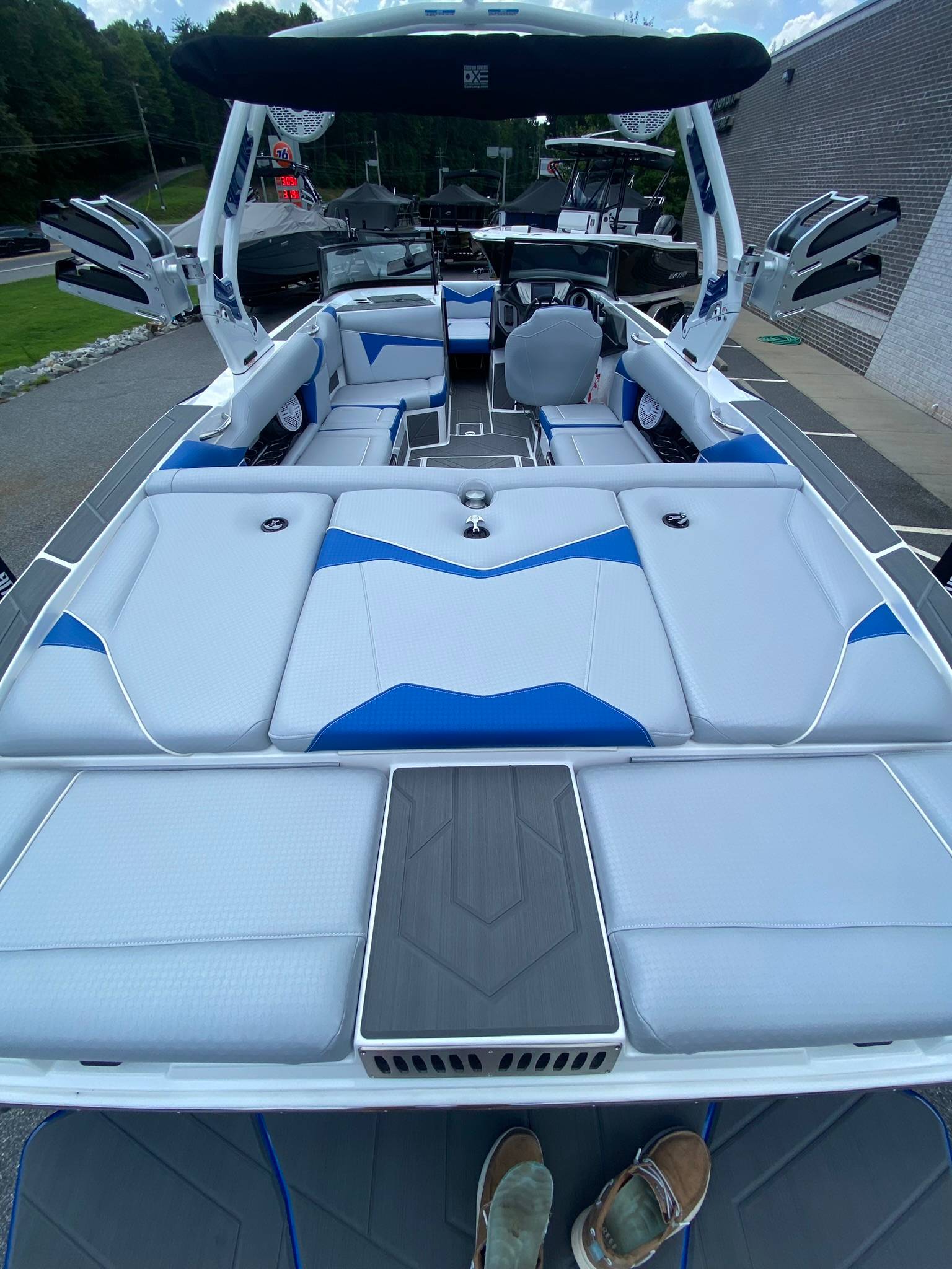 2024 Supreme S240