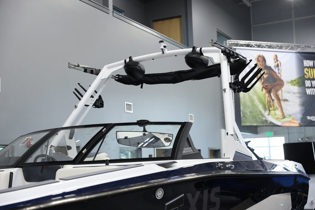 2024 Axis A225