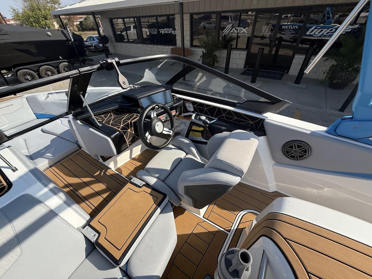 2024 Ski Nautique 200 Demo