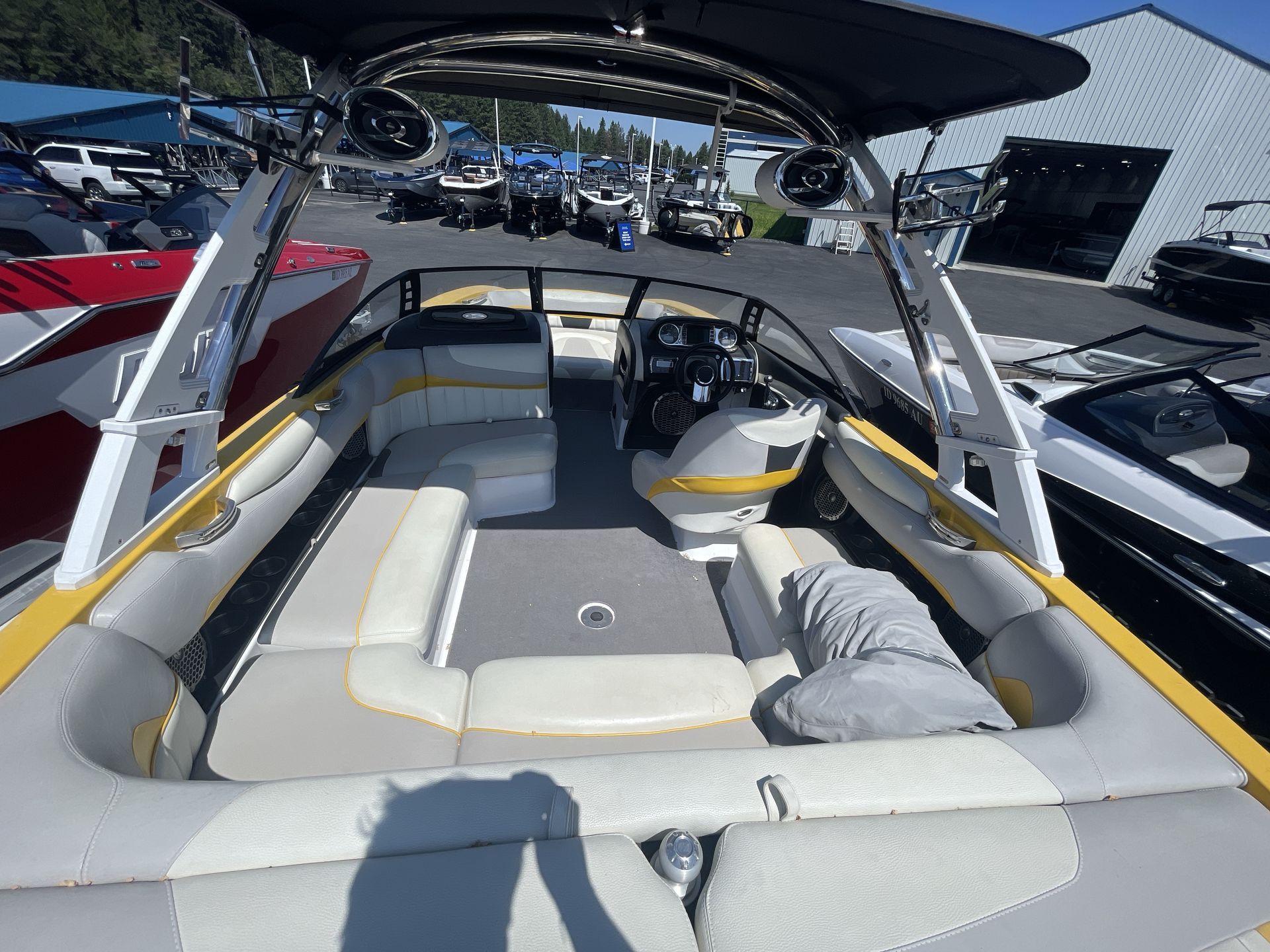 2013 Malibu 22MXZ