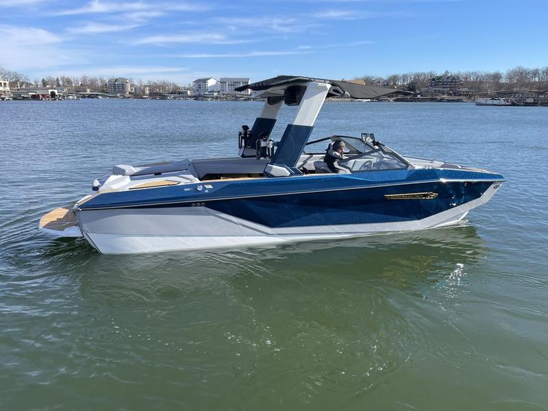 2025 Nautique G25