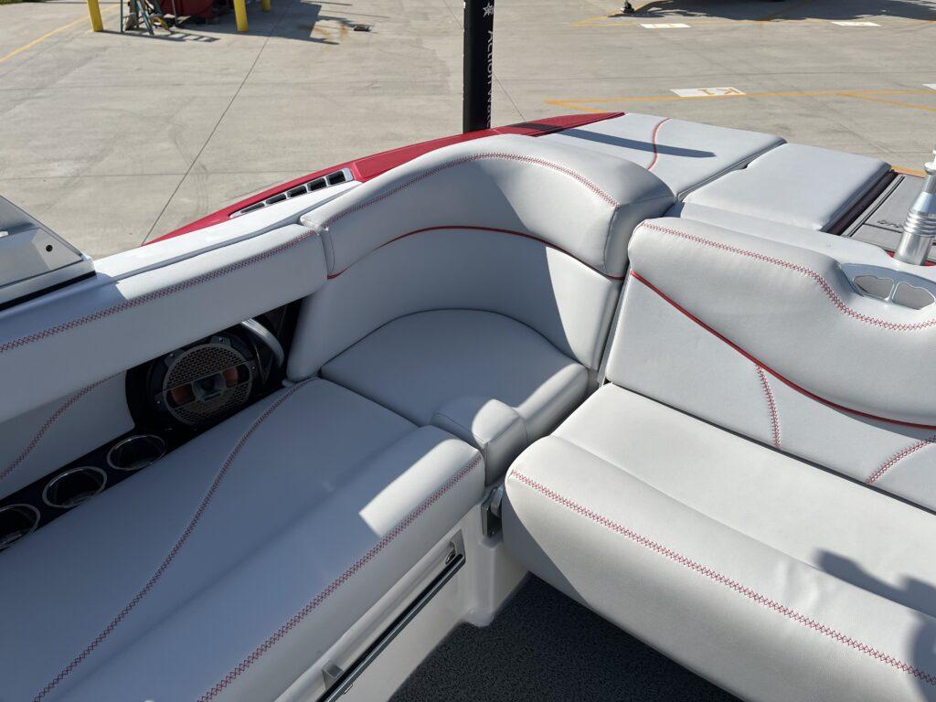 2020 MasterCraft XT22
