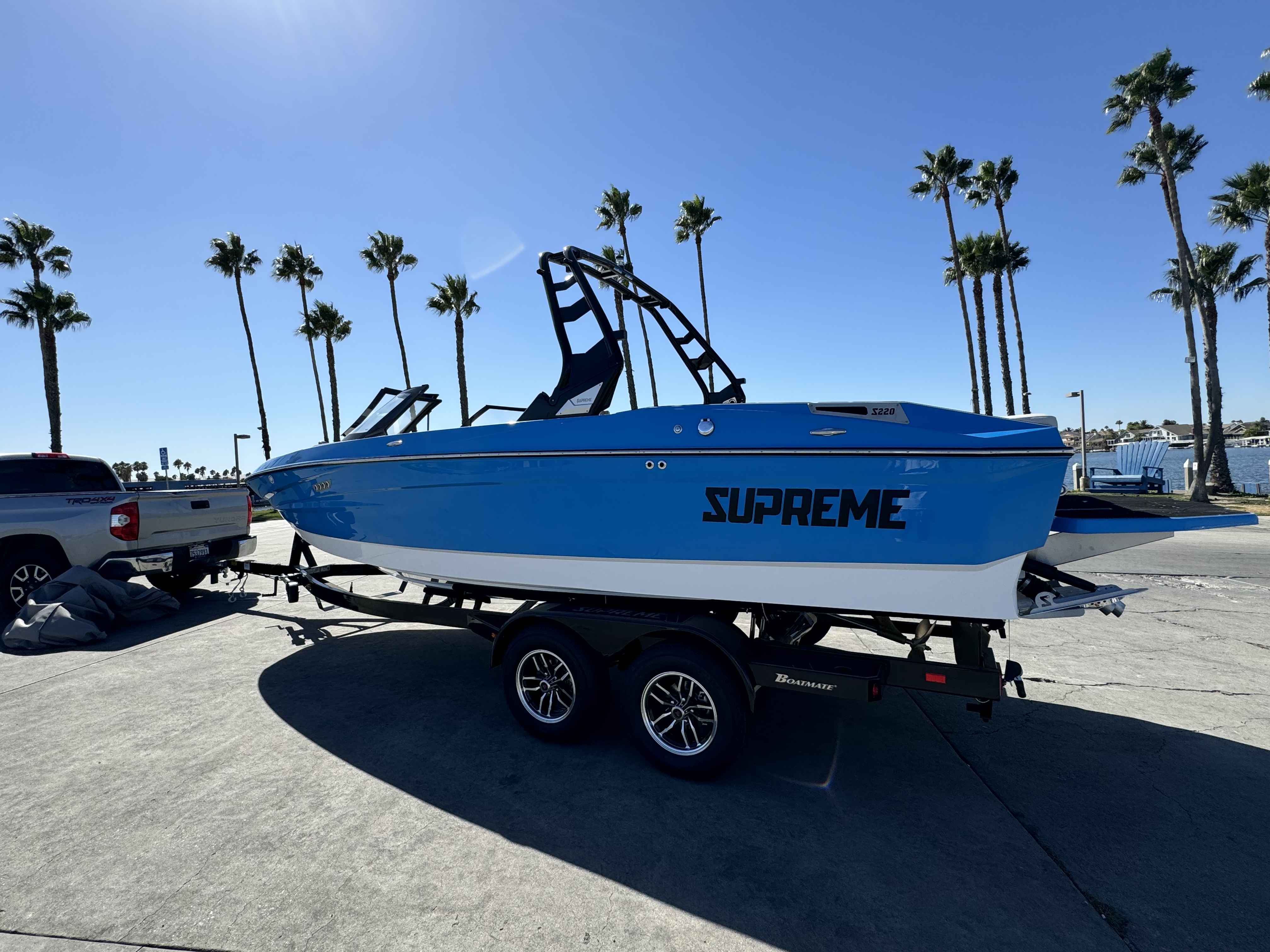 2025 Supreme S220