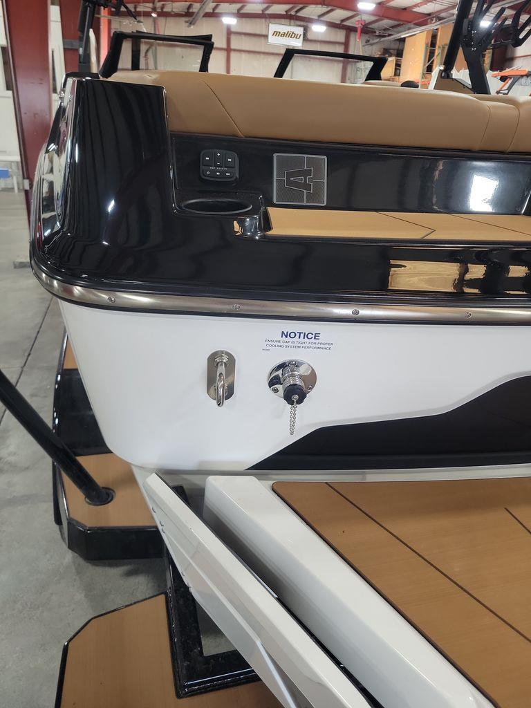 2024 Axis Wake Research A20