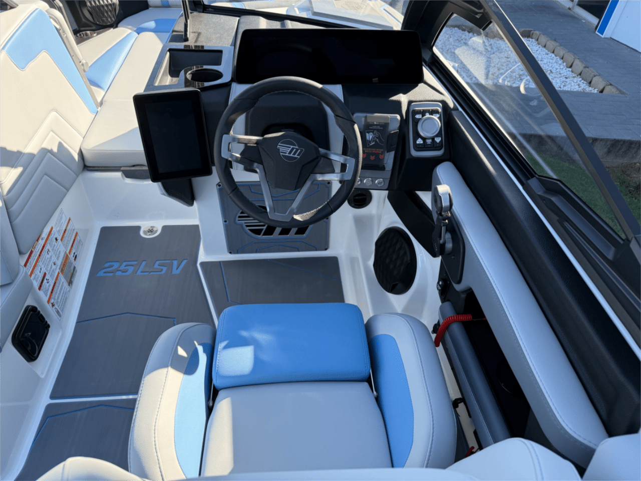 2025 Malibu Wakesetter 25LSV