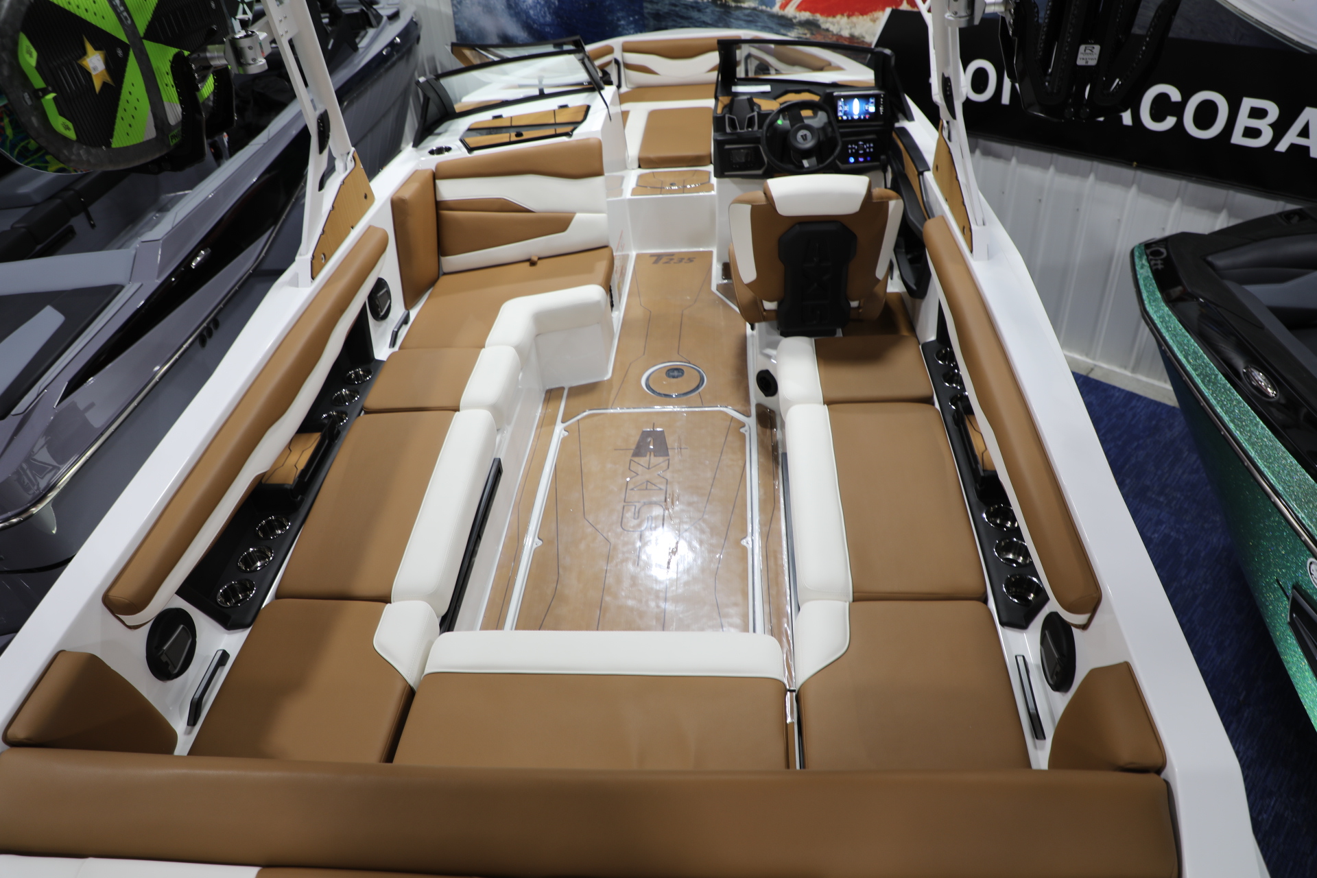 2024 Axis T235 Icon