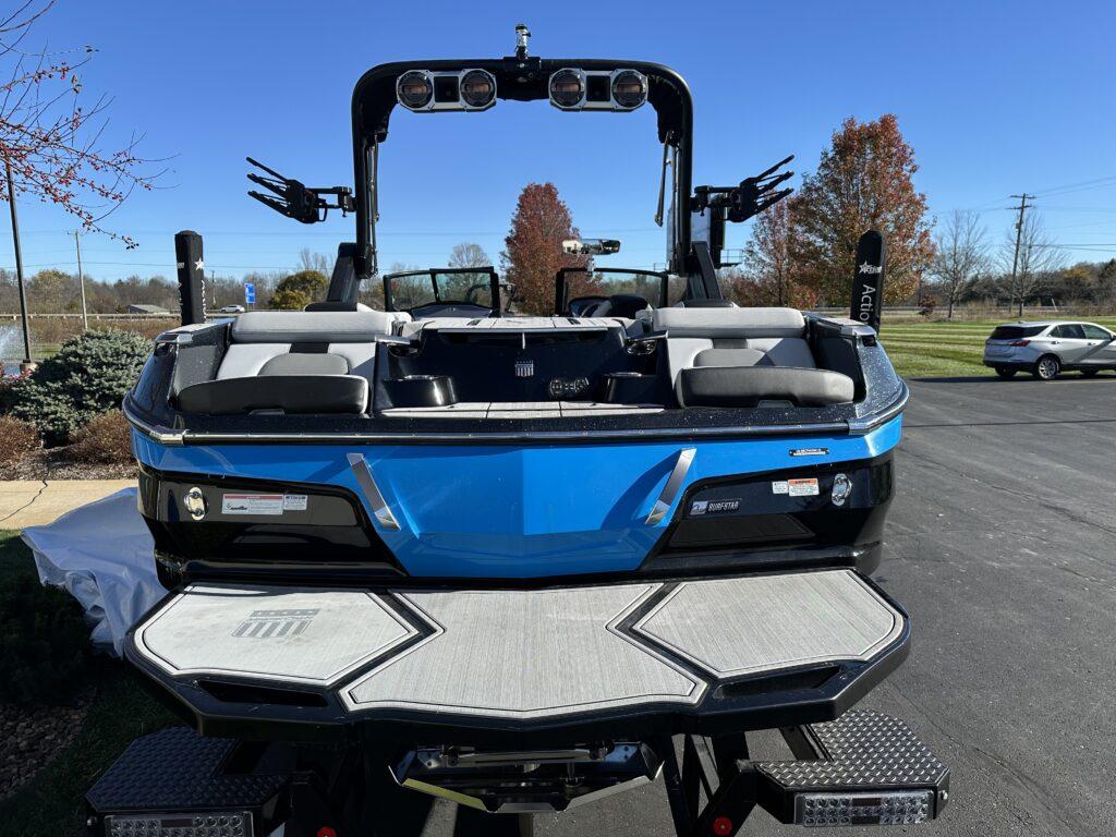2022 MasterCraft X24