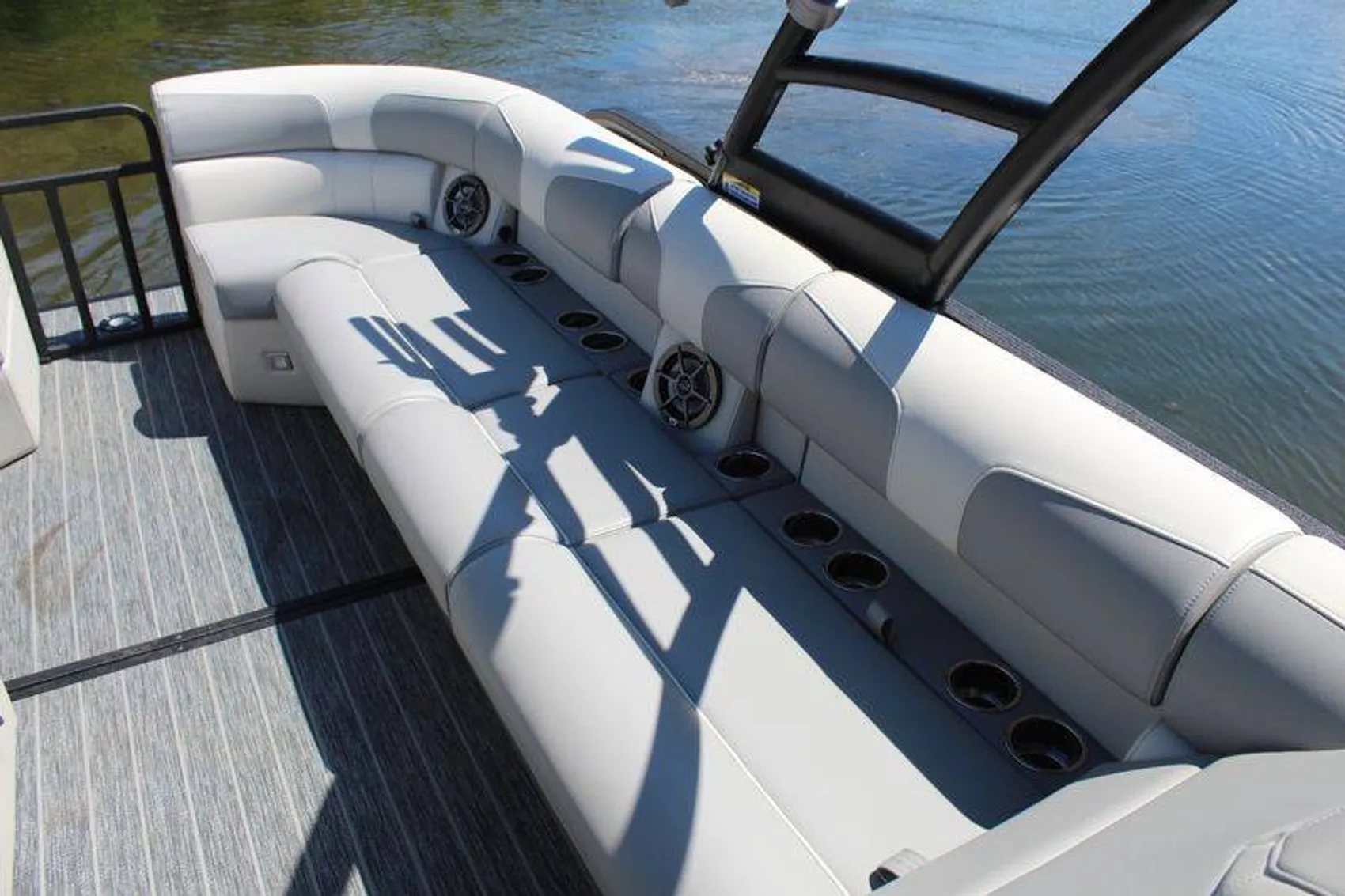 boat.Title