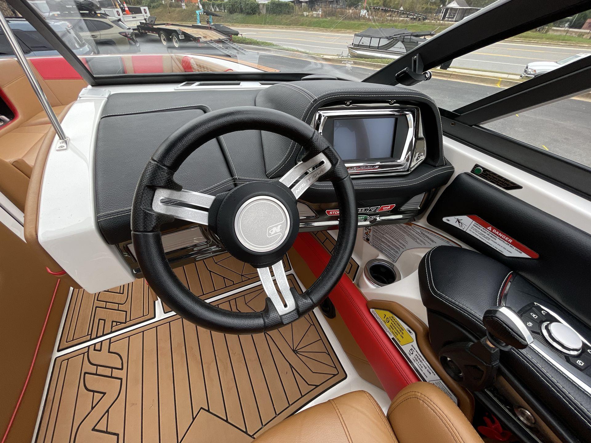 2016 Nautique G25
