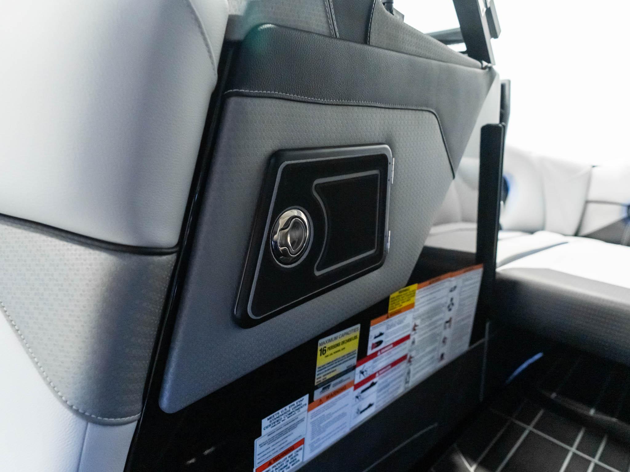2025 Centurion Ri245 – Black / White