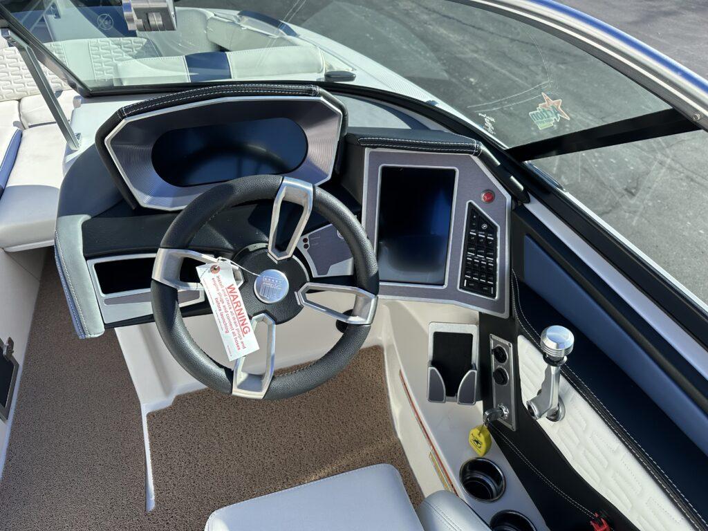 2021 MasterCraft X24