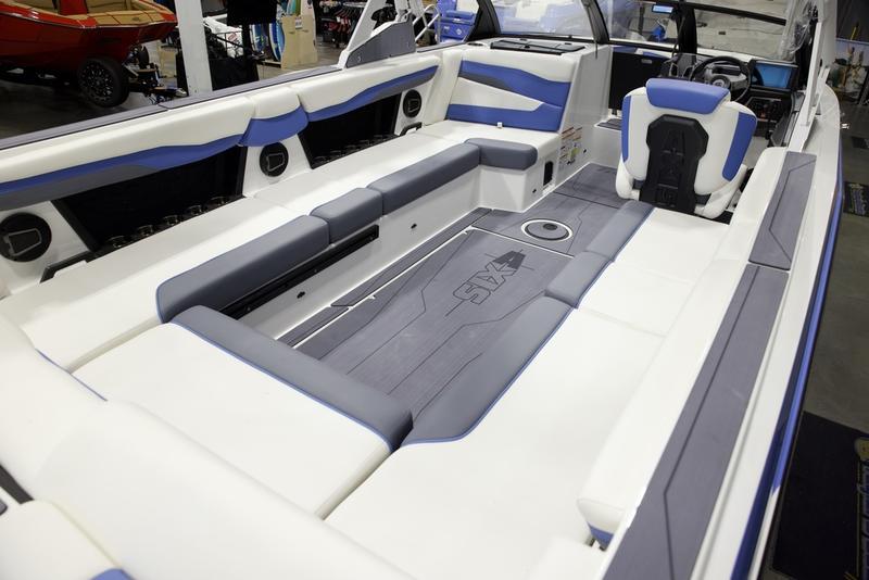 2025 Axis T250