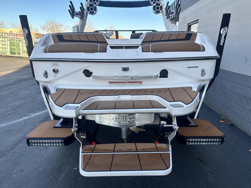 2021 Malibu 24 MXZ