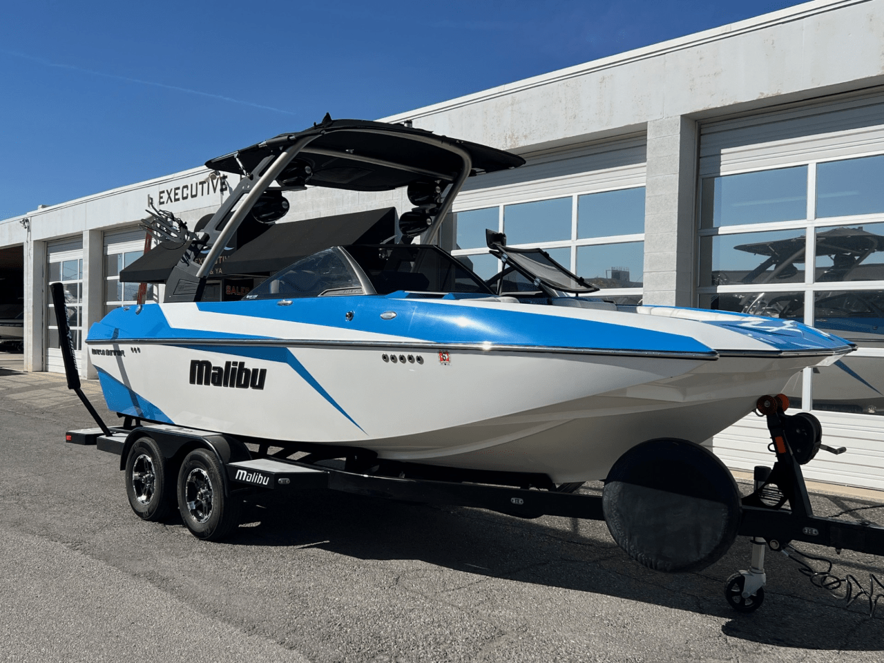 2019 Malibu Wakesetter MLX