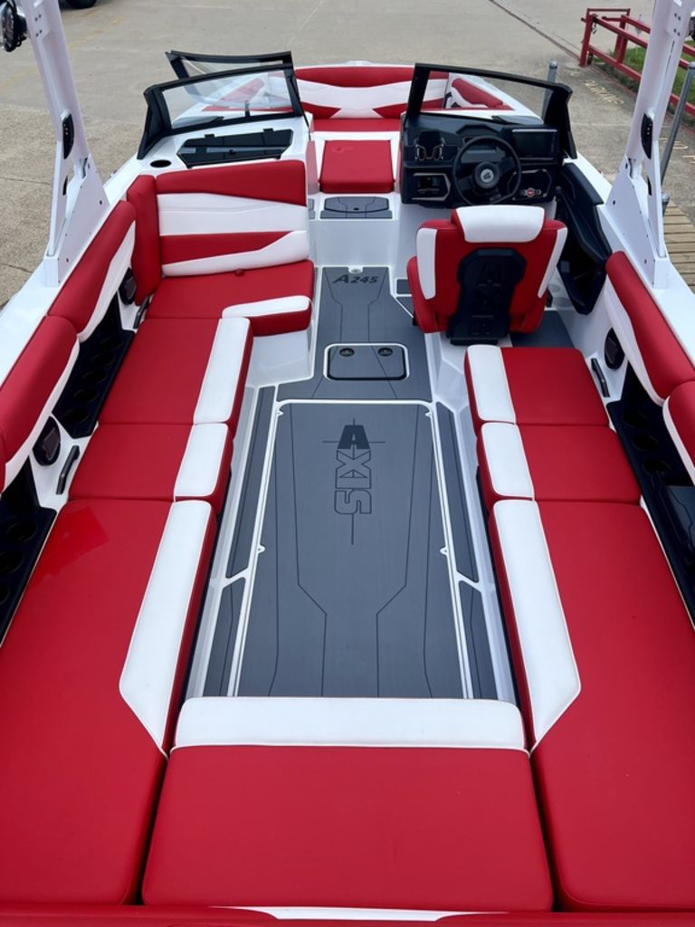 2024 Axis Wake Research A245
