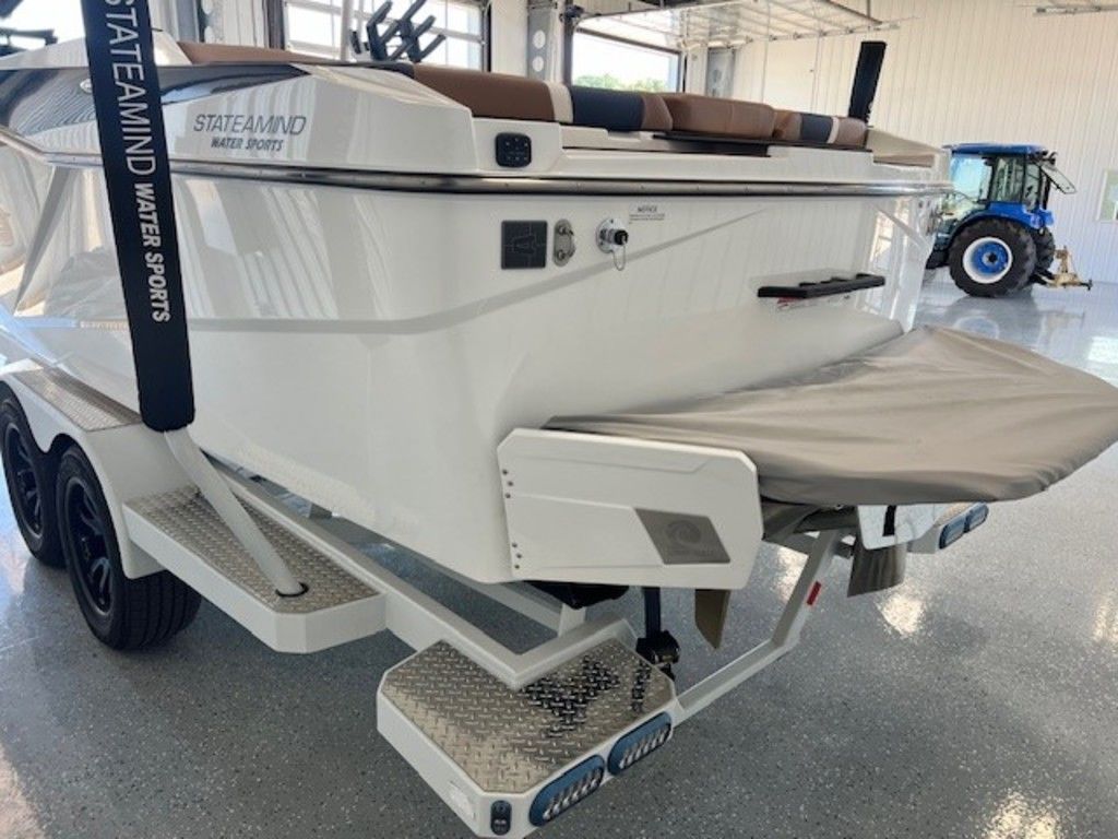 2024 Axis Wake Research T250