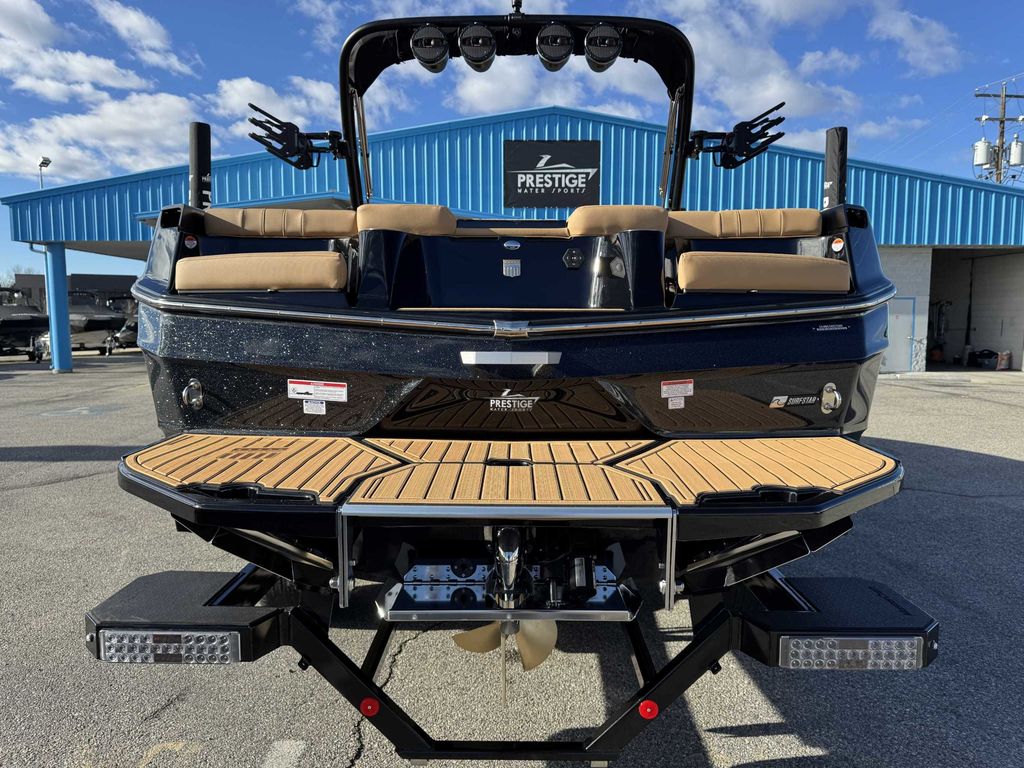 2025 MasterCraft XT24
