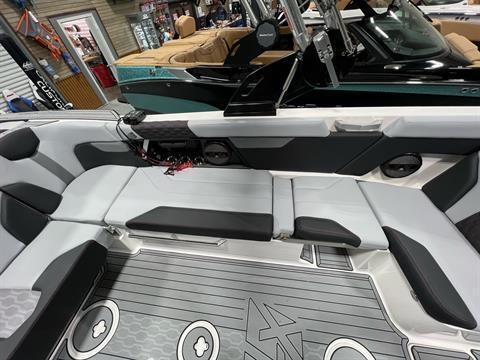 2023 MASTERCRAFT XT24