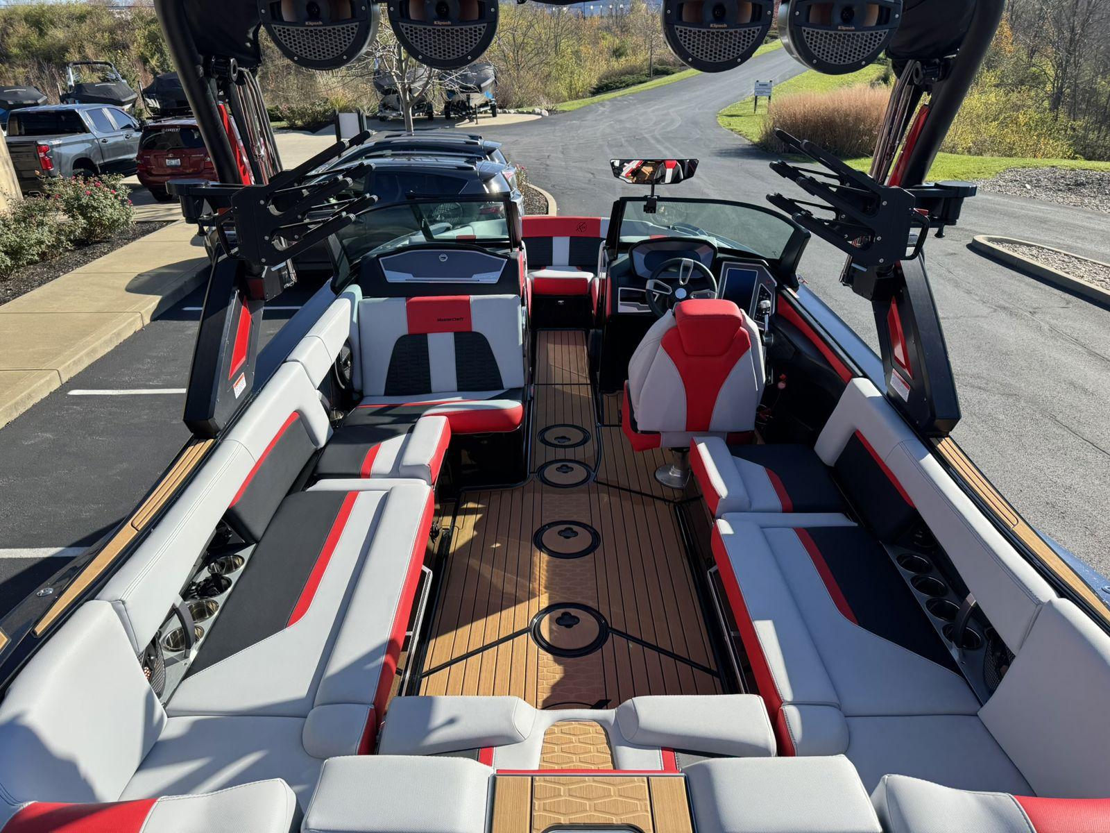 2024 MasterCraft X24