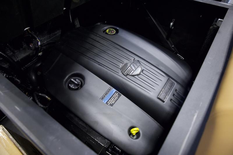 2025 Axis T250