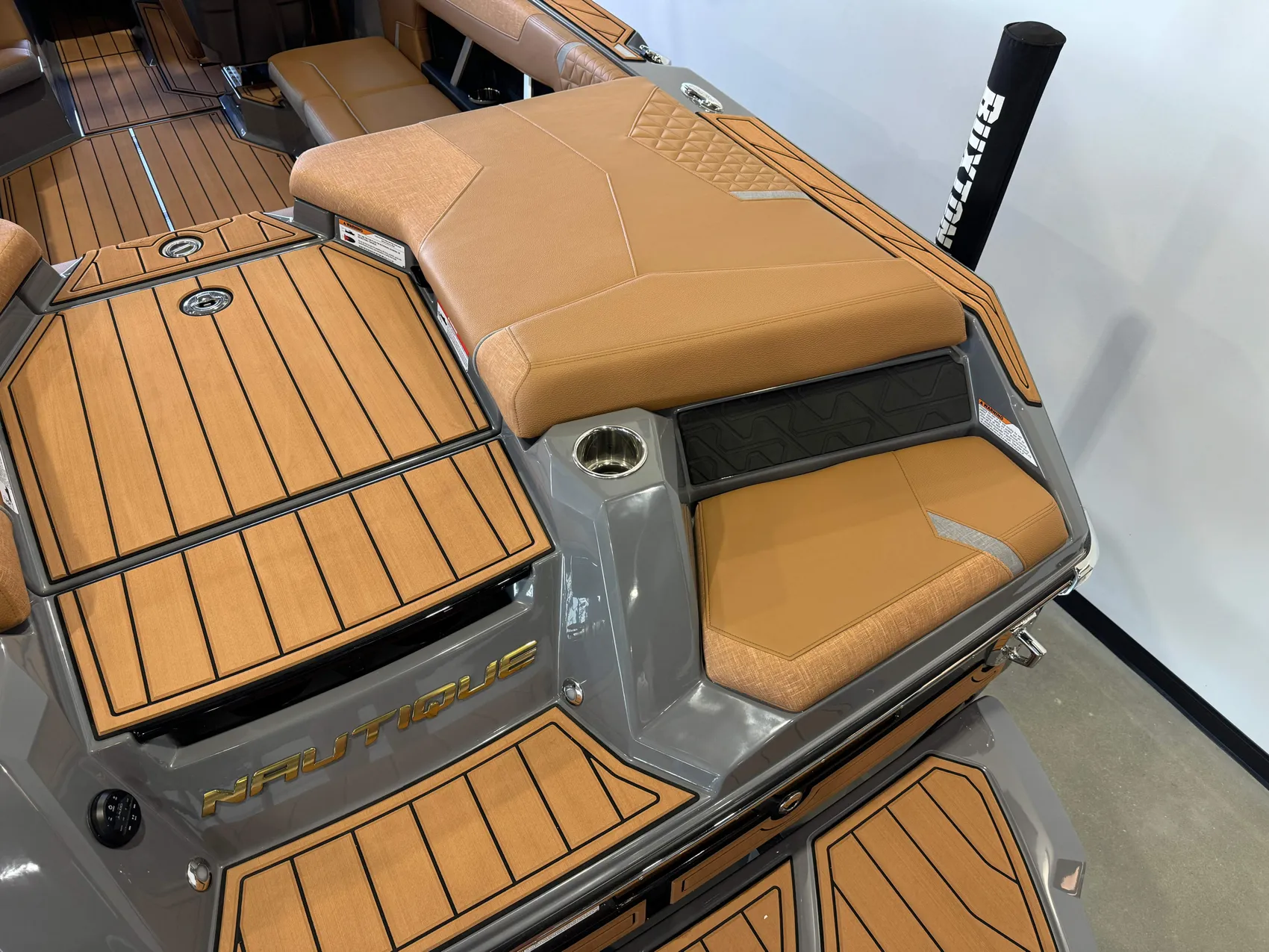 2025 Nautique GS22