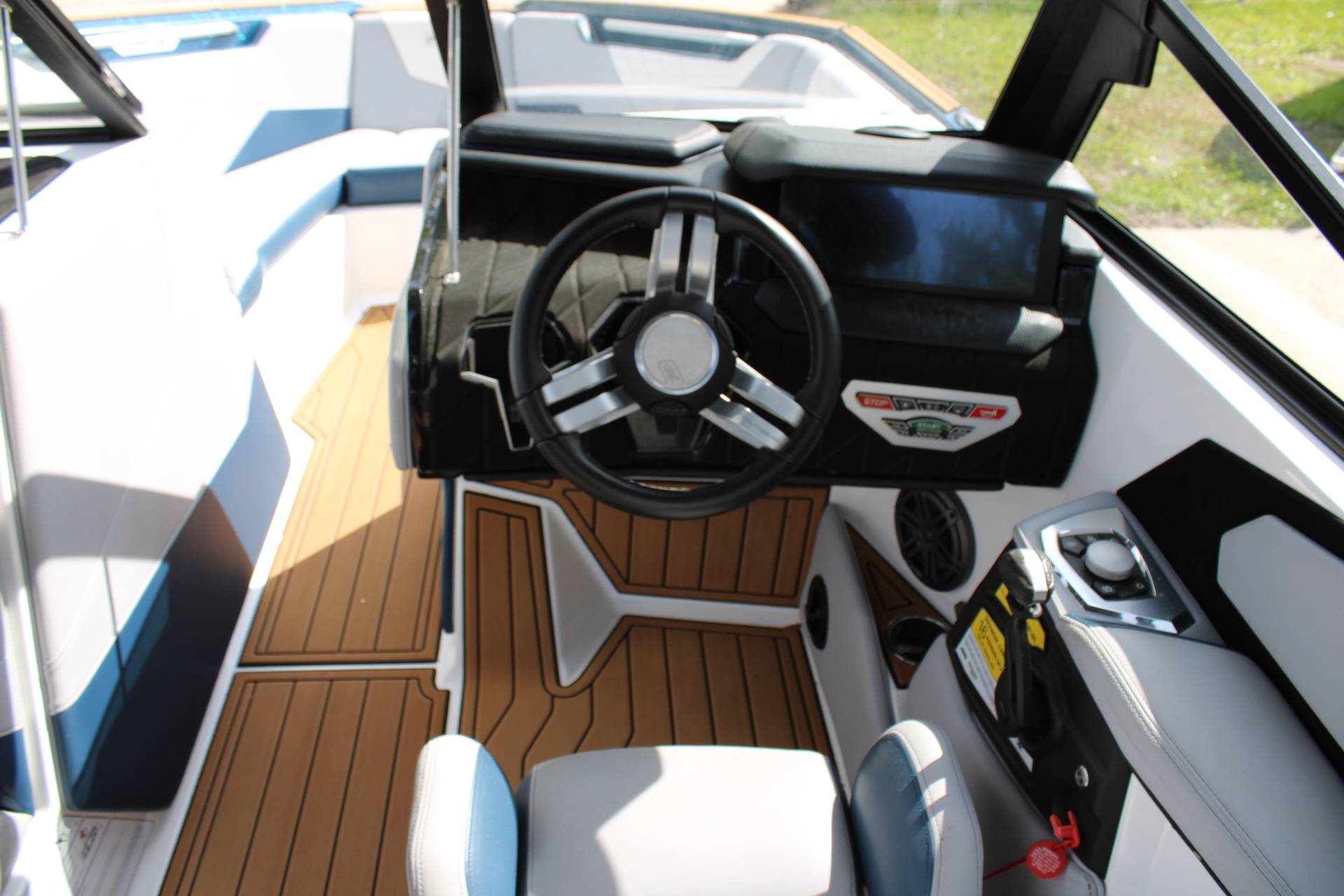 2022 Nautique S23
